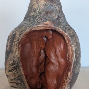 A vase about love